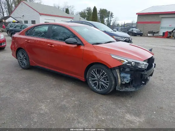 3KPF54AD4PE560013 2023 KIA FORTE - Image 1