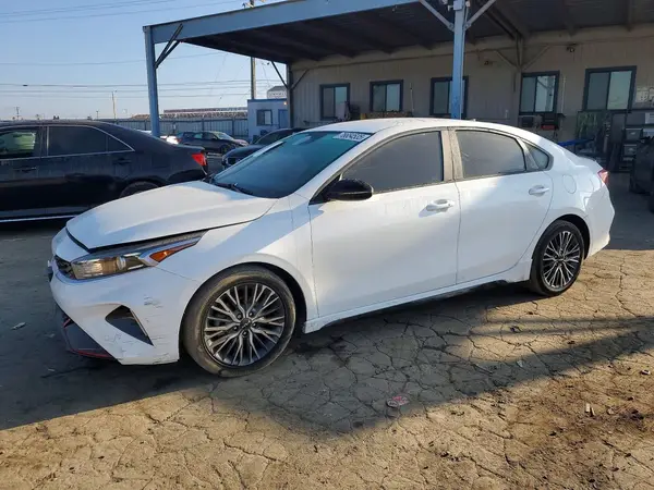3KPF54AD4PE563574 2023 KIA FORTE - Image 1
