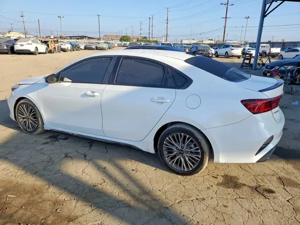 3KPF54AD4PE563574 2023 KIA FORTE - Image 2