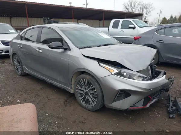 3KPF54AD4PE568936 2023 KIA FORTE - Image 1