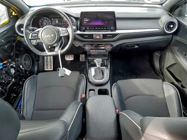 3KPF54AD4PE569116 2023 KIA FORTE - Image 8