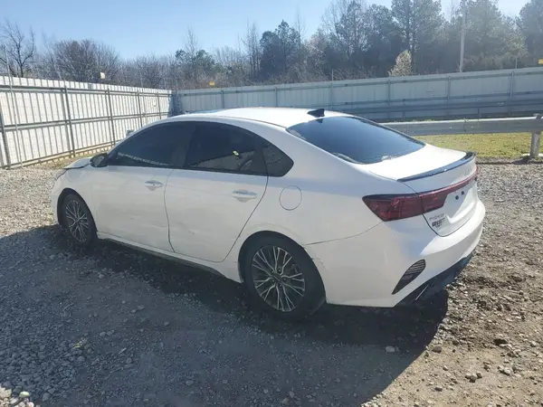 3KPF54AD4PE599782 2023 KIA FORTE - Image 2