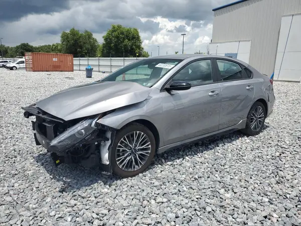 3KPF54AD4PE604169 2023 KIA FORTE - Image 1