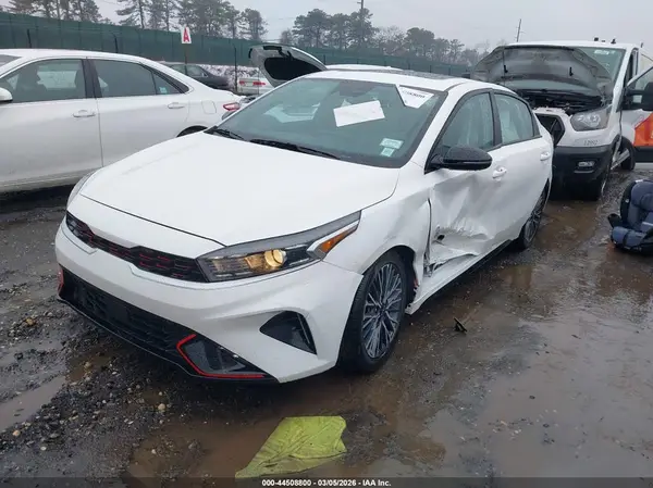 3KPF54AD4PE604804 2023 KIA FORTE - Image 2