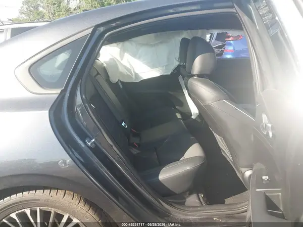 3KPF54AD4PE613440 2023 KIA FORTE - Image 8
