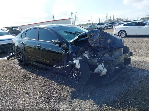 3KPF54AD4PE615351 2023 KIA FORTE - Image 1