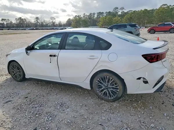 3KPF54AD4PE617018 2023 KIA FORTE - Image 2