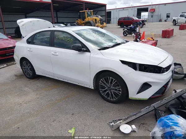 3KPF54AD4PE635048 2023 KIA FORTE - Image 1