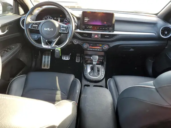 3KPF54AD4PE637463 2023 KIA FORTE - Image 8