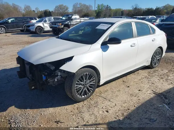 3KPF54AD4PE644560 2023 KIA FORTE - Image 2