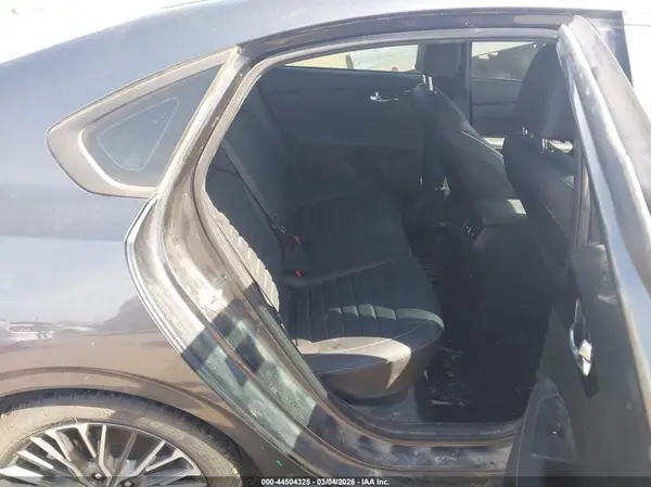 3KPF54AD4PE650259 2023 KIA FORTE - Image 8