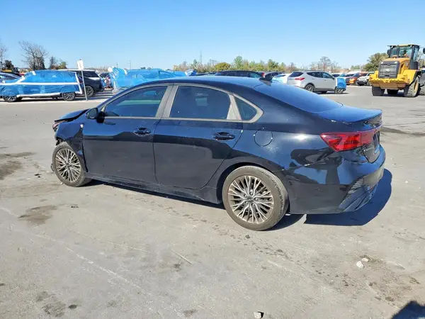 3KPF54AD4PE653789 2023 KIA FORTE - Image 2