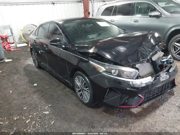 3KPF54AD4PE654280 2023 KIA FORTE - Image 1