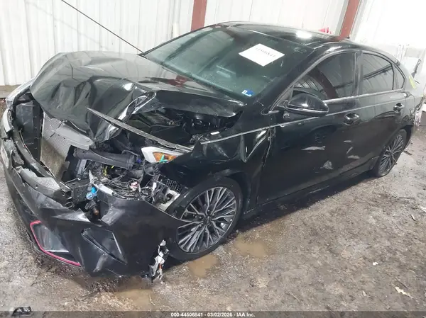 3KPF54AD4PE654280 2023 KIA FORTE - Image 2