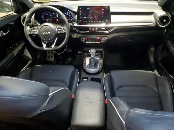 3KPF54AD4PE655977 2023 KIA FORTE - Image 8