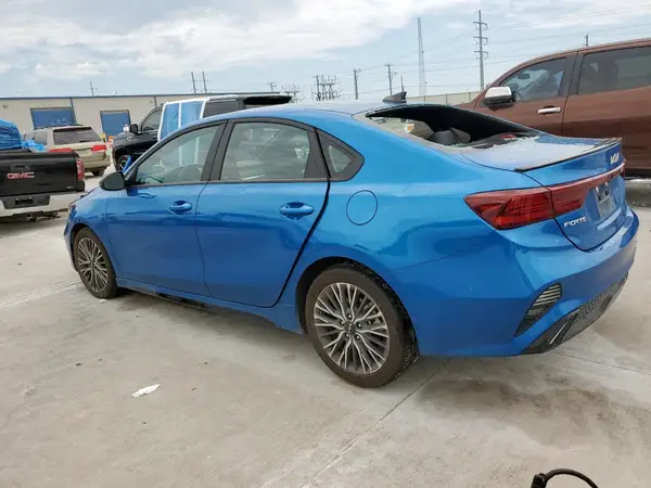 3KPF54AD4PE663397 2023 KIA FORTE - Image 2
