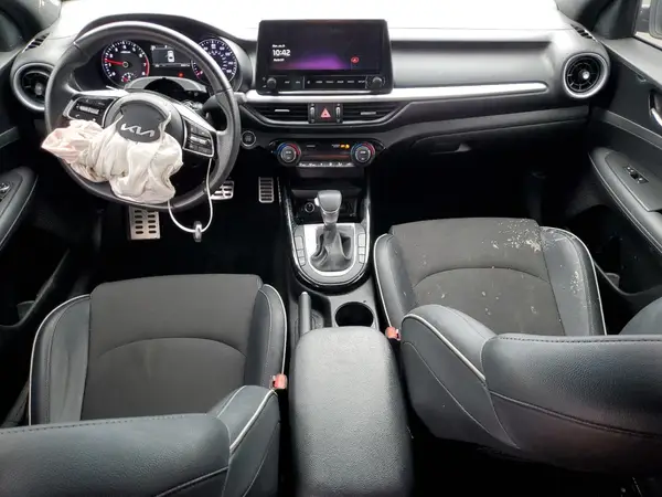 3KPF54AD4PE663688 2023 KIA FORTE - Image 8