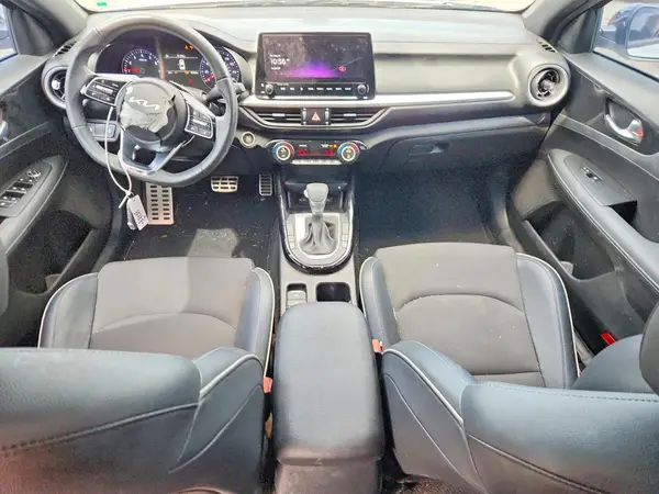 3KPF54AD4PE664033 2023 KIA FORTE - Image 8