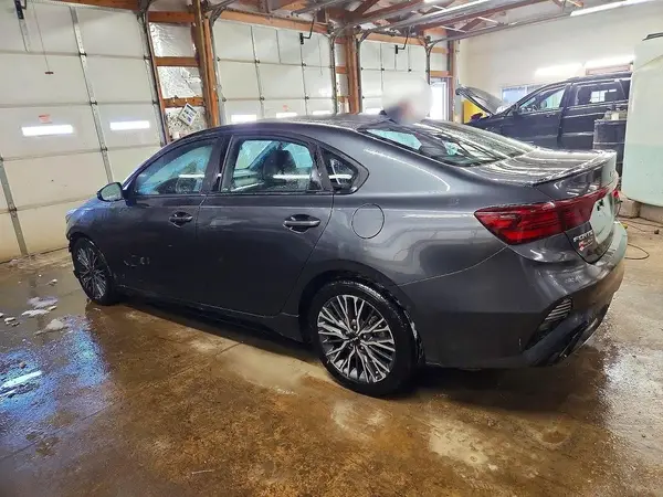 3KPF54AD4PE664954 2023 KIA FORTE - Image 2