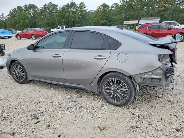 3KPF54AD4PE667143 2023 KIA FORTE - Image 2