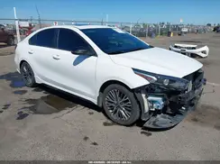 3KPF54AD4PE669197 2023 KIA FORTE