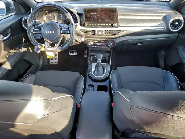 3KPF54AD4PE679101 2023 KIA FORTE - Image 8