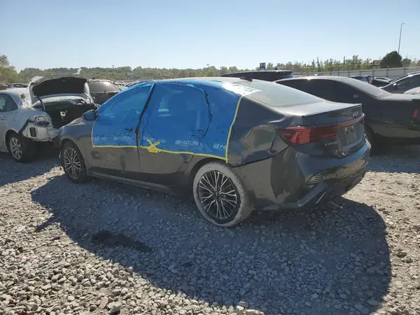 3KPF54AD4PE679227 2023 KIA FORTE - Image 2