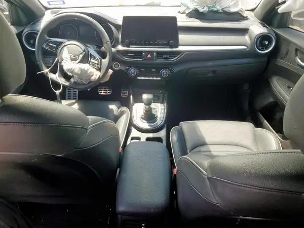 3KPF54AD4RE702640 2024 KIA FORTE - Image 8