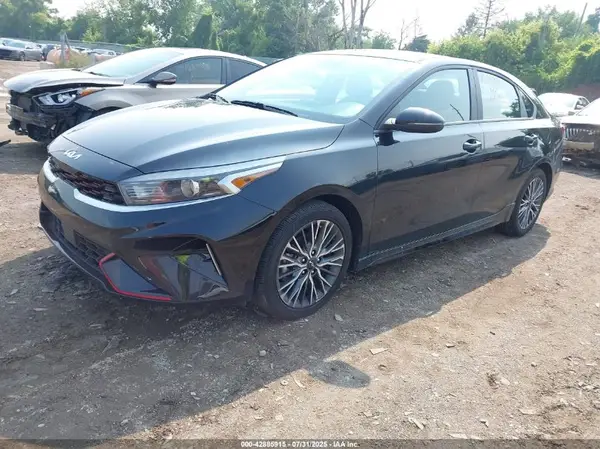 3KPF54AD4RE714707 2024 KIA FORTE - Image 2