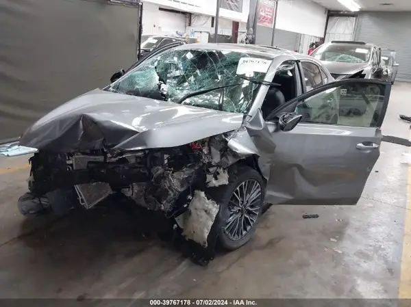 3KPF54AD4RE715226 2024 KIA FORTE - Image 2