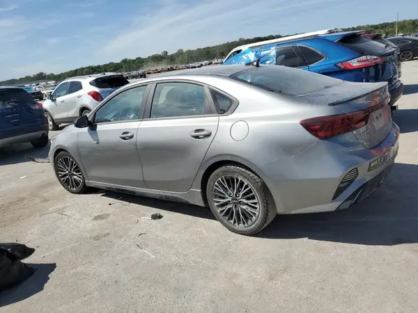 3KPF54AD4RE715453 2024 KIA FORTE - Image 2