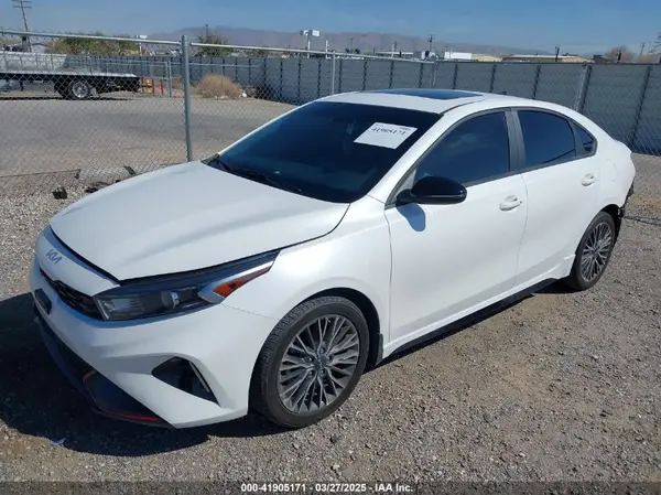 3KPF54AD4RE717719 2024 KIA FORTE - Image 2