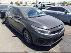 3KPF54AD4RE727263 2024 KIA FORTE
