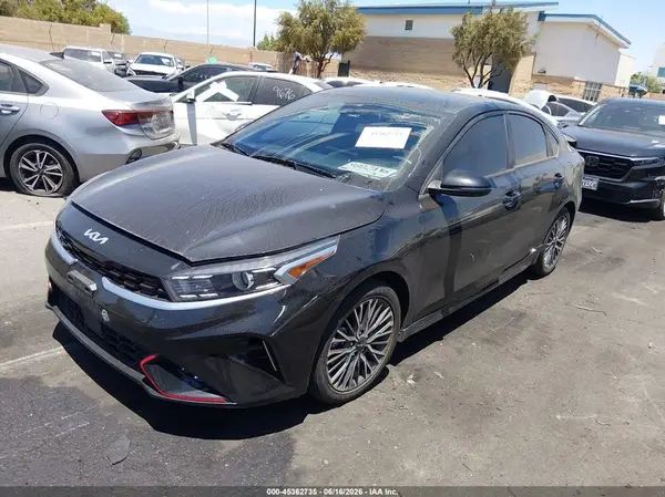 3KPF54AD4RE727263 2024 KIA FORTE - Image 2