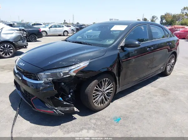 3KPF54AD4RE728140 2024 KIA FORTE - Image 2