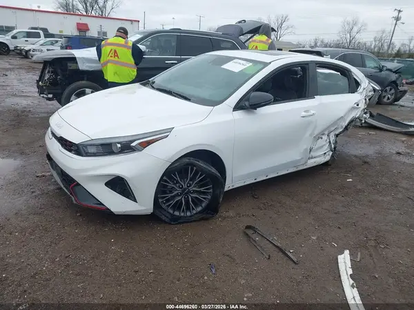 3KPF54AD4RE730230 2024 KIA FORTE - Image 2