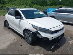 3KPF54AD4RE730342 2024 KIA FORTE