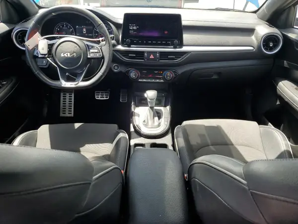 3KPF54AD4RE731541 2024 KIA FORTE - Image 8