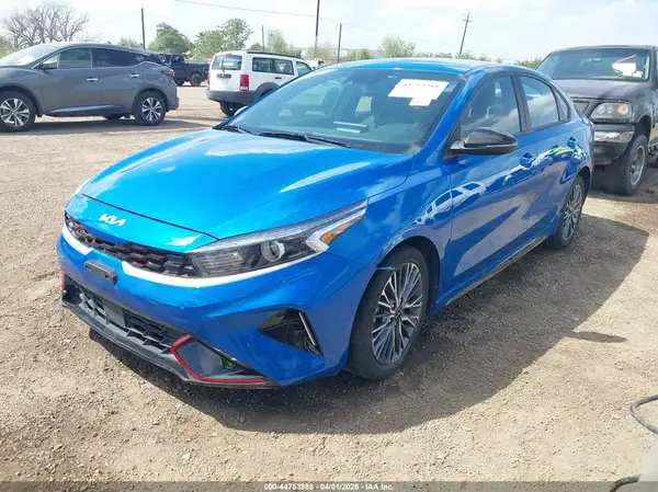 3KPF54AD4RE732026 2024 KIA FORTE - Image 2