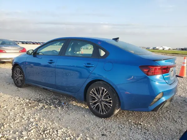 3KPF54AD4RE732155 2024 KIA FORTE - Image 2