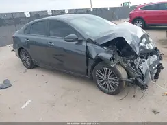 3KPF54AD4RE732656 2024 KIA FORTE