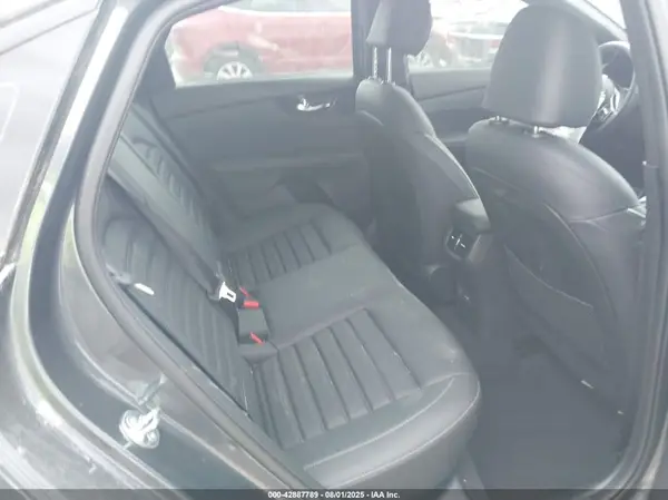 3KPF54AD4RE732656 2024 KIA FORTE - Image 8