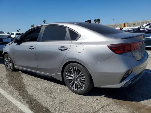 3KPF54AD4RE734469 2024 KIA FORTE - Image 2