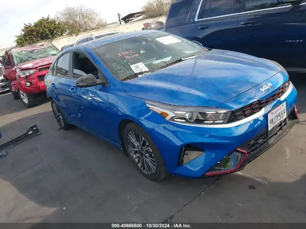 3KPF54AD4RE735279 2024 KIA FORTE - Image 1