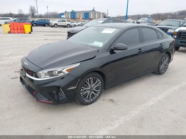 3KPF54AD4RE739123 2024 KIA FORTE - Image 2