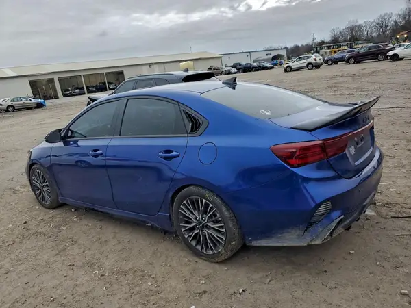 3KPF54AD4RE742510 2024 KIA FORTE - Image 2