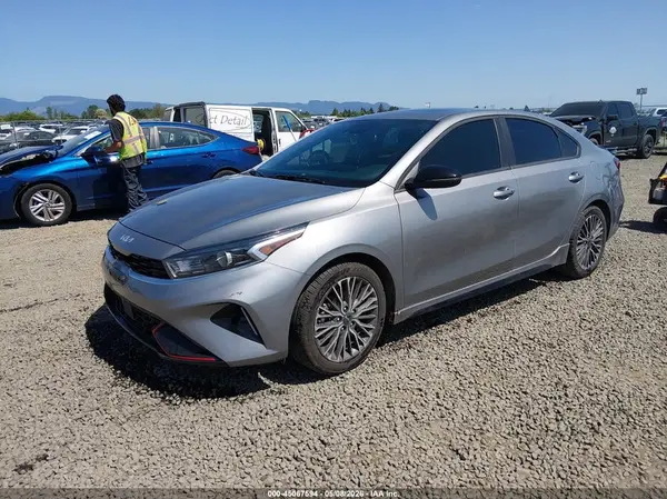 3KPF54AD4RE754785 2024 KIA FORTE - Image 2