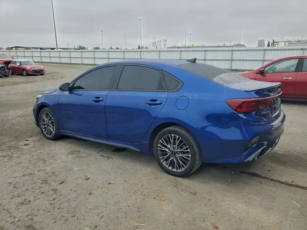 3KPF54AD4RE760473 2024 KIA FORTE - Image 2