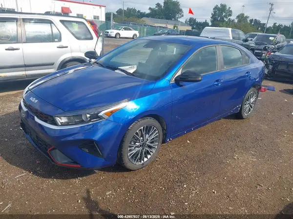3KPF54AD4RE764460 2024 KIA FORTE - Image 2
