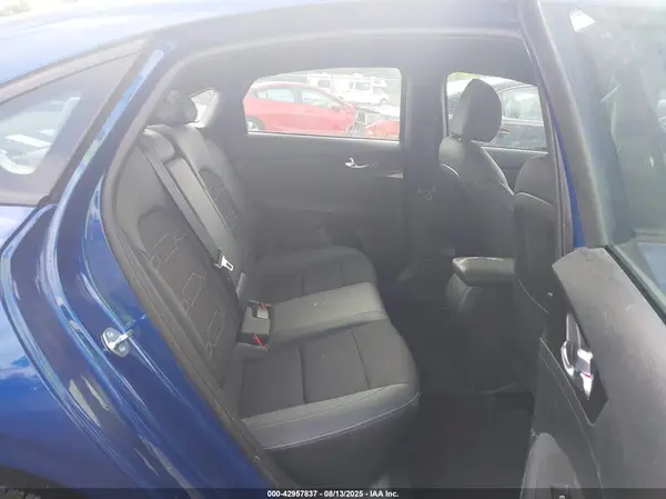 3KPF54AD4RE764460 2024 KIA FORTE - Image 8